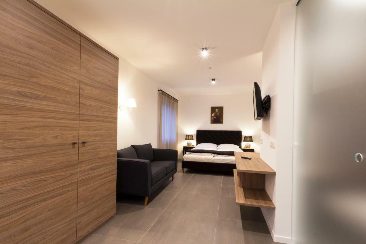 Apartments Sissi & Franz Мерано Екстер'єр фото